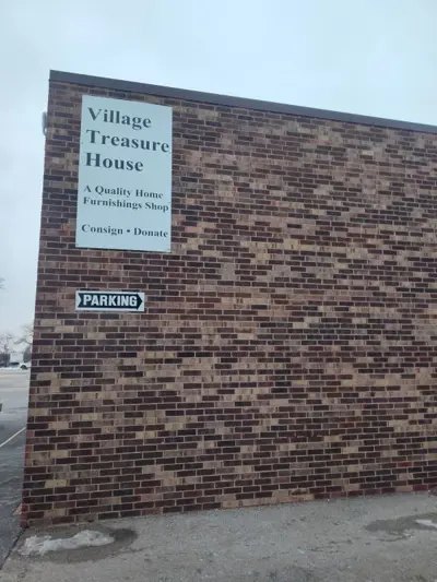 Exterior Sign Photo